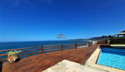 CASA A VENDA EM GERIBÁ COM VISTA DESLUMBRANTE PARA O MAR, 04 QURTOS, SENDO 03 SUÍTES
