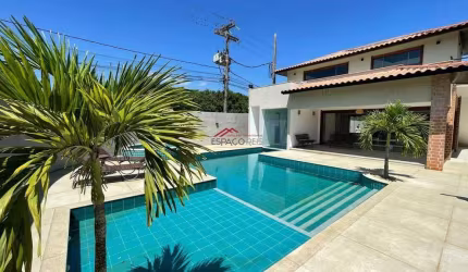 Casa em condomínio