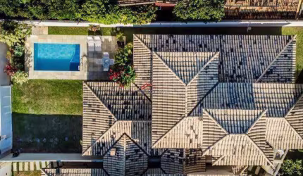 Casa independente 300 metros da praia, localizada no bairro Geribá!