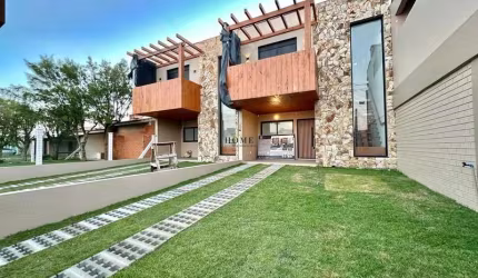 Casa à venda próxima ao mar em Imbé