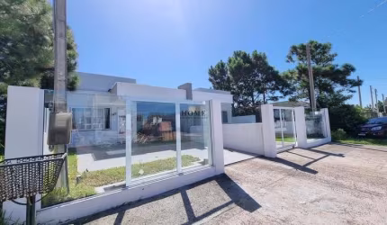 Casa à venda no centro de Imbé