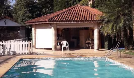 EXCELENTE CHÁCARA DE 9.000 M²/CASA SEDE/PISCINA/ESPAÇO GOURMET À VENDA EM MOGI DAS CRUZES