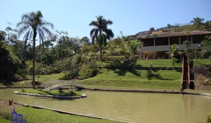 EXCELENTE CHÁCARA MURADA COM ESCRITURA DE 12.000 M²/ CASA SEDE/ LAGO/ESPAÇO GOURMET À VENDA EM SANTA ISABEL