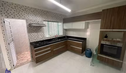 EXCELENTE SOBRADO DE CONDOMÍNIO COM 152 M²/3 DORMITÓRIOS/3 VAGAS/ESPAÇO GOURMET À VENDA NA CIDADE PATRIARCA