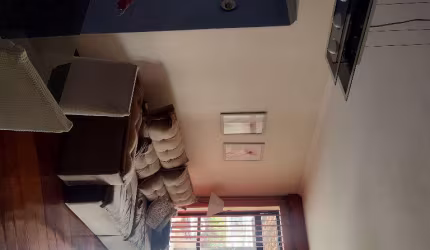 APARTAMENTO LINDO É MODERNO COM LINDO QUINTAL NO  CENTRO.
