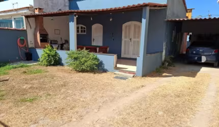 VENDO EXCELENTE CASA LINEAR EM ARRAIAL DO CABO NO BAIRRO MONTE ALTO