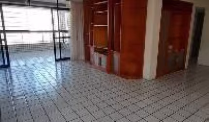 Edf. Tauros - Apartamento no Bairro do Parnamirim com 4 quartos sendo 2 suítes com 226m² por R$ 1.300.000,00.