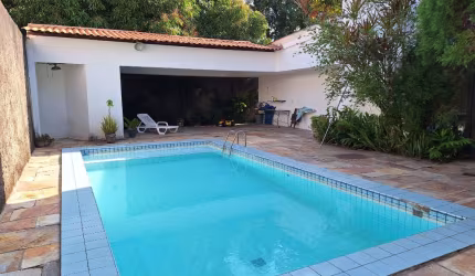 OPORTUNIDADE no Poço da Panela! Casa com 433m² com 3 quartos sendo 1 suíte com piscina por R$ 1.700.000,00.