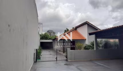 Casa com 2 dormitórios para alugar, 140 m² por R$ 3.000,00/mês - Centro - Londrina/PR