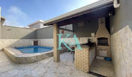 Casa com 4 dormitórios e suítes 1 master com closet  piscina  à venda, 160 m² por R$ 1.250.000 - Balneário Flórida - Praia Grande/SP