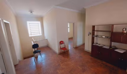 Casa Padre Eustáquio para locação.