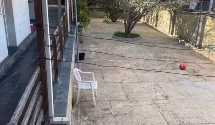 CASA NO MELHOR PONTO DO PRADO 505 METROS.