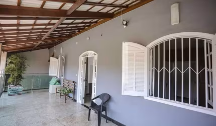CASA P/LOCAÇÃO 234M², 4 QUARTOS, 2 VAGAS