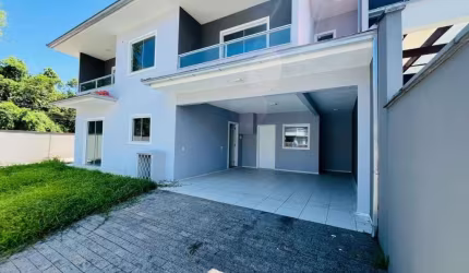 SOBRADO GEMINADO no JARDIM SOFIA com 3 quartos para VENDA, 146 m²