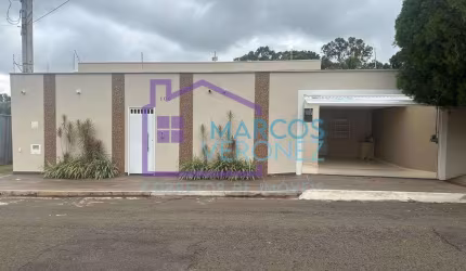 Casa com 3 quartos à venda no Jardim Marajá, Marília , 280 m2 por R$ 950.000