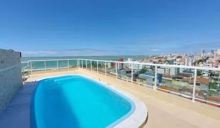 Apartamento novo de 02 quartos à 100m do mar