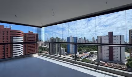 Apartamento Alto Padrão com 4 Suítes em Miramar