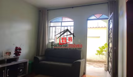 CASA DUPLEX A VENDA DE 3 QUARTOS NO BAIRRO GLÓRIA, BH