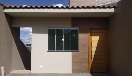 Casa com 4 quartos à venda no Portal de Versalhes 2, Londrina  por R$ 550.000