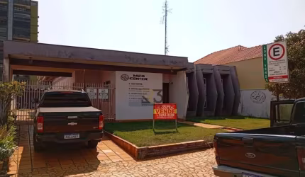 Casa com 4 quartos para alugar no Centro, Cambé  por R$ 5.200