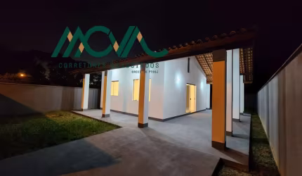Casa para Alugar no Pontal de Itapoá  - 2 Quartos, Laje, Ampla Varanda e Boa Localização