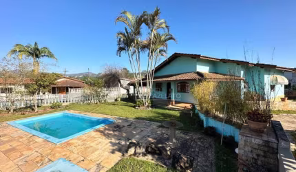 Casa com 3 dormitórios à venda, 133 m² por R$ 900.000,00 - Marinas - Bom Jesus dos Perdões/SP
