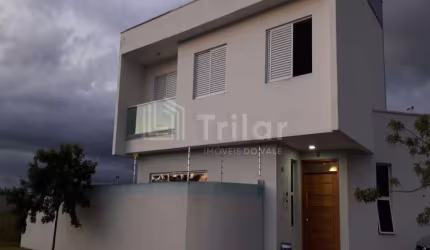 Sobrado em condomínio