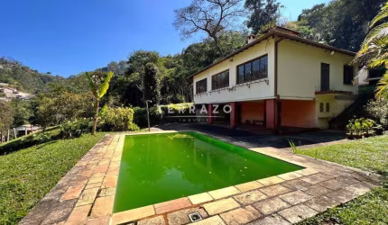 Casa à venda, 3 quartos, 1 suíte, 2 vagas, Granja Florestal - Teresópolis/RJ