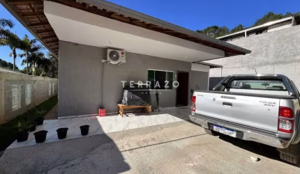 Casa à venda, 3 quartos, 1 suíte, 4 vagas, Albuquerque - Teresópolis/RJ