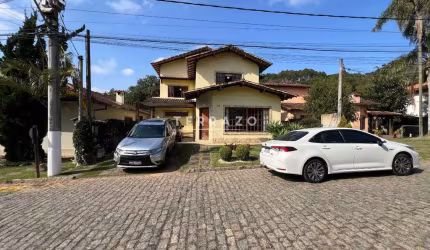 Casa em Condomínio à venda, 4 quartos, 1 suíte, 2 vagas, Cascata do Imbuí - Teresópolis/RJ