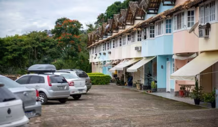 Casa em Condomínio à venda, 3 quartos, Cascata Guarani - Teresópolis/RJ