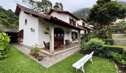 Casa em Condomínio à venda, 3 quartos, 1 suíte, 2 vagas, Cascata dos Amores - Teresópolis/RJ