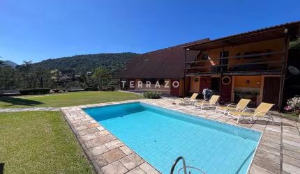 Casa em Condomínio à venda, 5 quartos, 2 suítes, 3 vagas, Comary - Teresópolis/RJ
