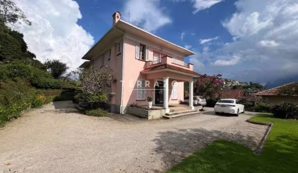 Casa à venda, 4 quartos, 10 vagas, Várzea - Teresópolis/RJ