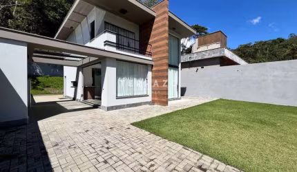 Casa à venda, 3 quartos, 3 suítes, 8 vagas, Quebra Frascos - Teresópolis/RJ