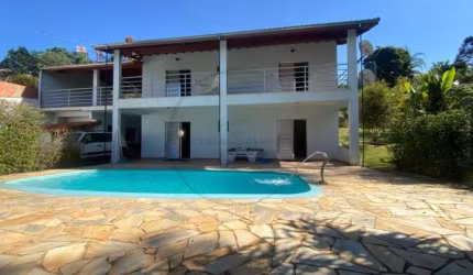 Casa em Condomínio à Venda em Joanópolis-SP, Bairro Exclusivo! 2 Quartos, 1 Suíte, 2 Salas, 4 Vagas, 250,00m².