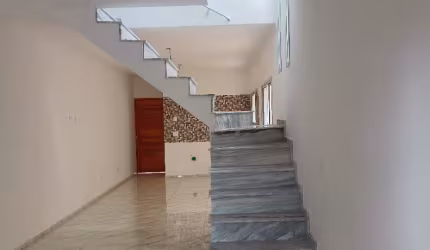LINDO SOBRADO NOVO JD.SANTA CECILIA