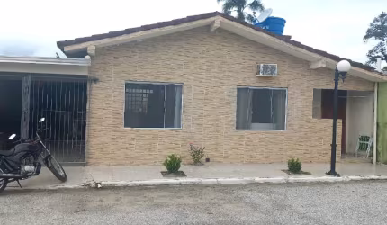 Casa 3 Quartos Com Piscina