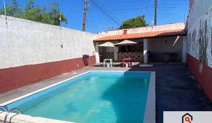 Vendo  Casa Village Dúplex Cond. em Arembepe de  4/4- 2 Suítes, 2 Garagem
