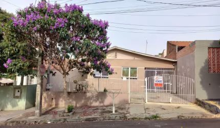 Excelente casa no Conjunto Roseira