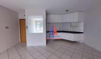 Apartamento com 2 dormitórios para alugar, 66 m² por R$ 2.418/mês - Santo Antônio - Americana/SP