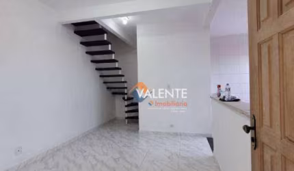 Sobrado com 2 dormitórios à venda, 84 m² por R$ 280.000,00 - Cidade Naútica - São Vicente/SP