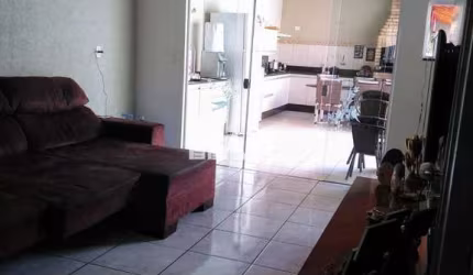 Casa com 3 dorms, Jardim Nazareth, São José do Rio Preto - R$ 550 mil, Cod: 10559