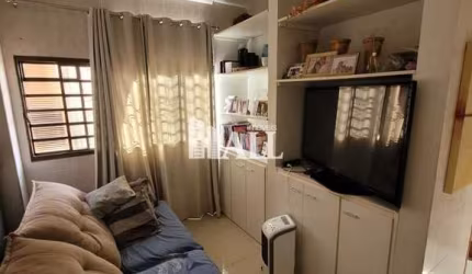 Casa com 3 dorms, Jardim Viena, São José do Rio Preto - R$ 375 mil, Cod: 13365