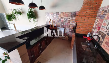 Casa com 4 dorms, Vila Ipiranga, São José do Rio Preto - R$ 680 mil, Cod: 13931