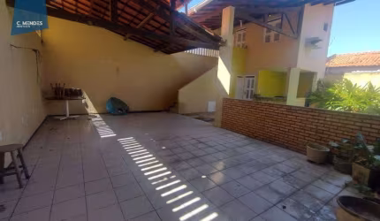 Casa com 5 dormitórios à venda, 430 m² por R$ 1.199.900,00 - Parque Manibura - Fortaleza/CE