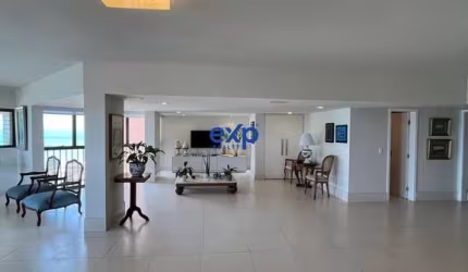 Apartamento com 3 quartos à venda na Av. Pres. Getúlio Vargas, 782, Petrópolis, Natal por R$ 1.800.000