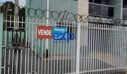 Casa com 2 quartos à venda na Rua Carlos Augusto Aldenucci, 291, Sítio Cercado, Curitiba por R$ 380.000