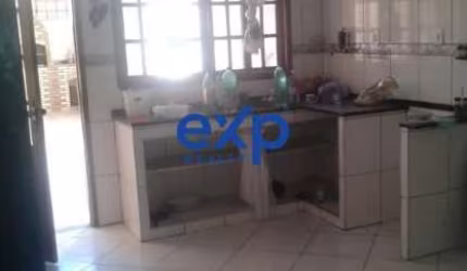 Casa com 2 quartos à venda na Estrada Camboatá, 1, Guadalupe, Rio de Janeiro por R$ 160.000