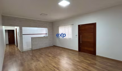 Casa com 2 quartos à venda na Rua Jandira Fabri Moraes, 92, Jardim Santa Rosa, Sorocaba por R$ 520.000